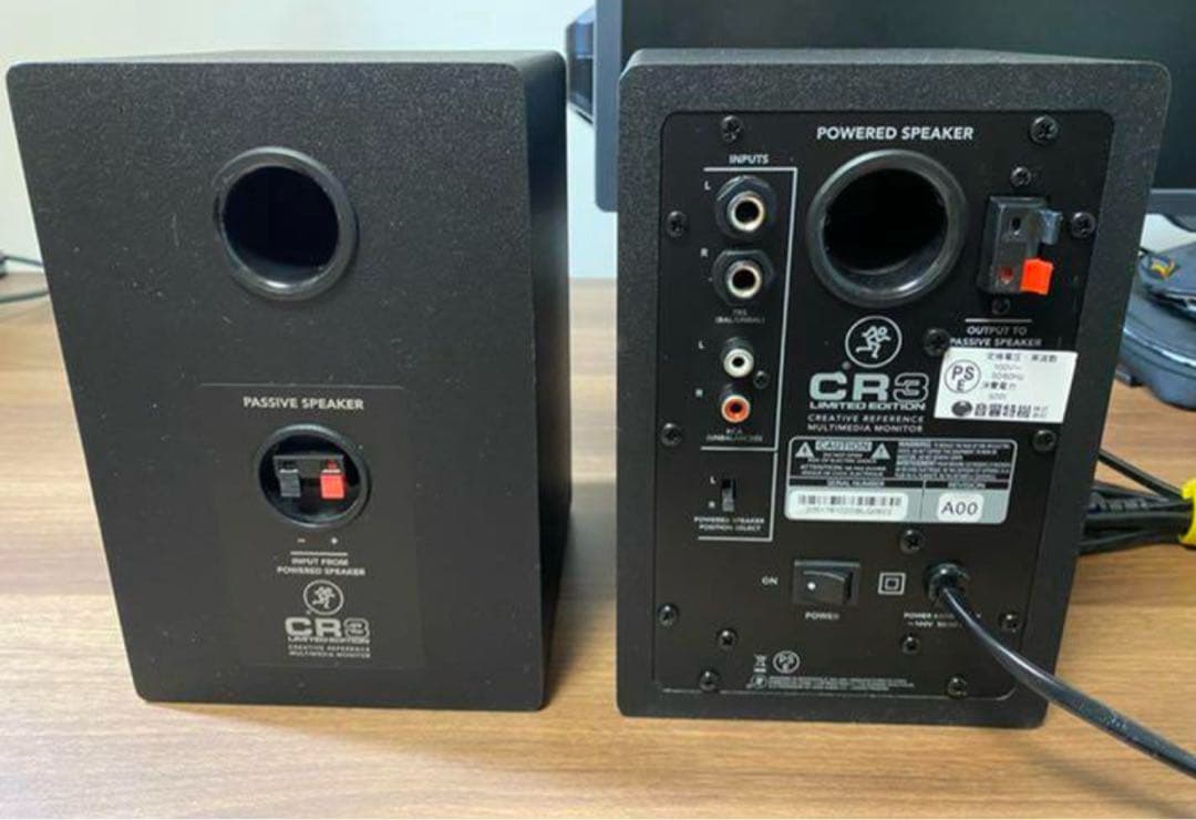 Mackie CR3 限定色　スタジオモニタースピーカー