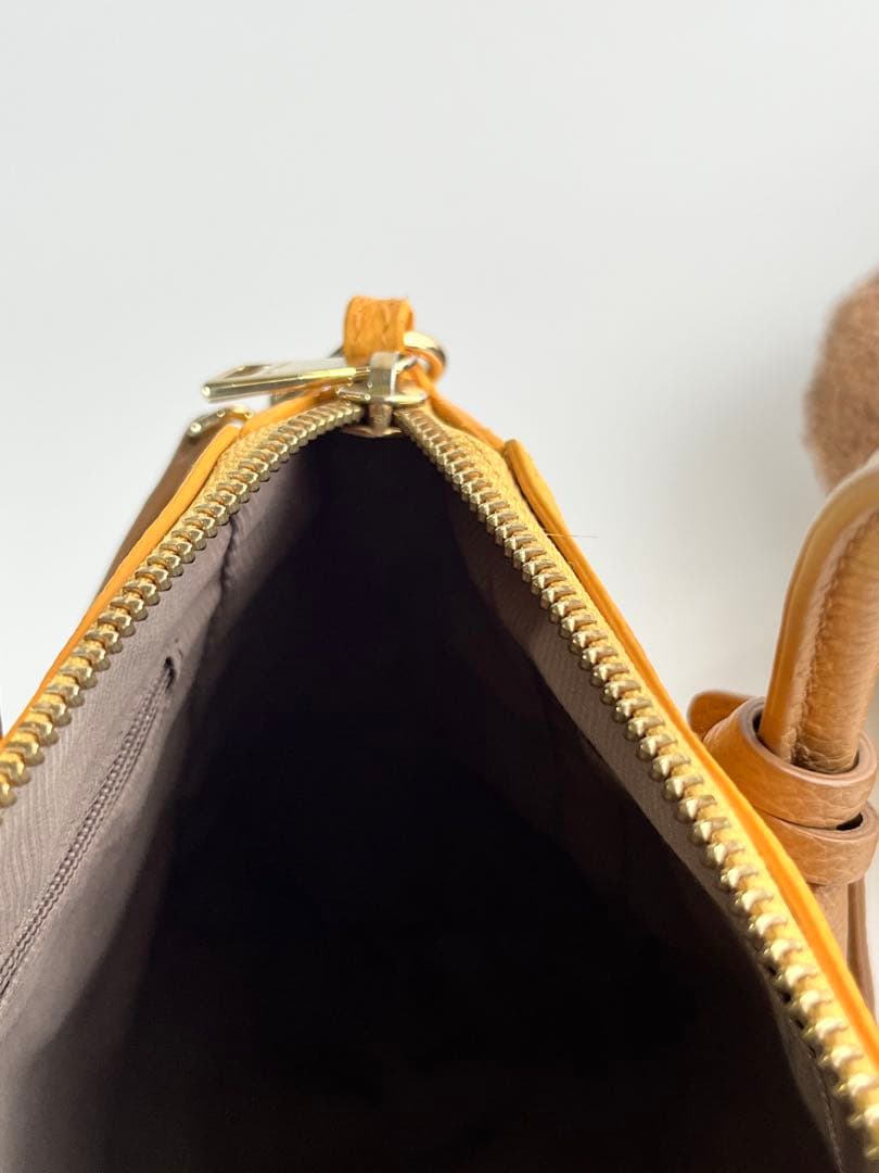 FURLA フルラ　テッサ　2wayイエローレザーバッグ　ビタミンカラー✨