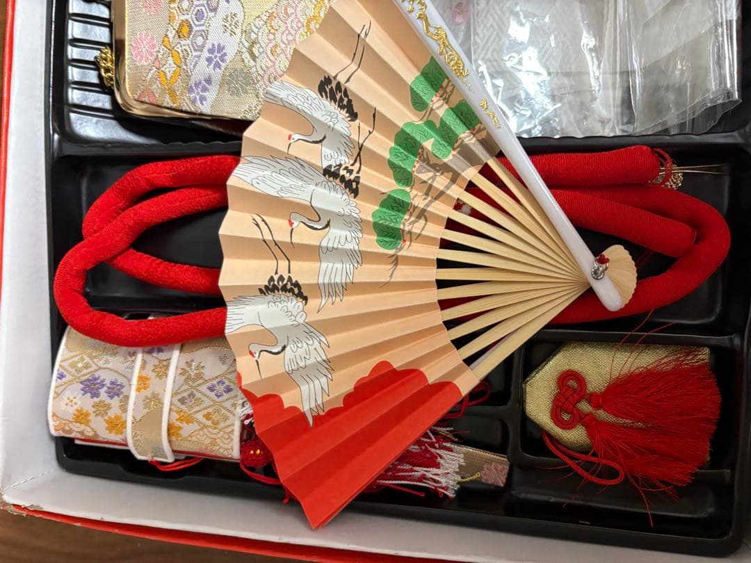 美品　定価33000円ほど！七五三花柄着物セット（ピンク・ベージュ）