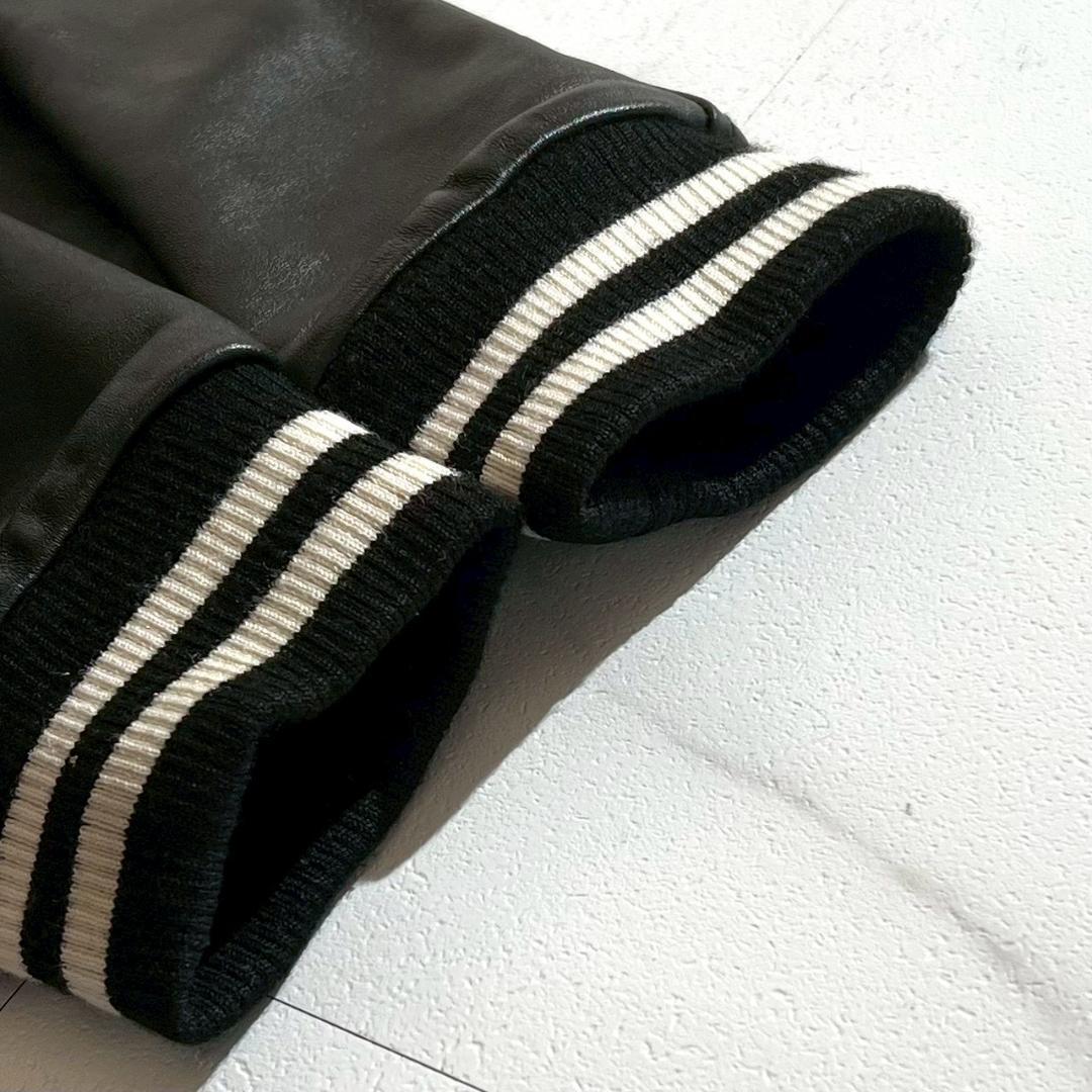 美品　AVIREX　フルレザー　スタジャン　バックロゴ　シープスキン　ブラック