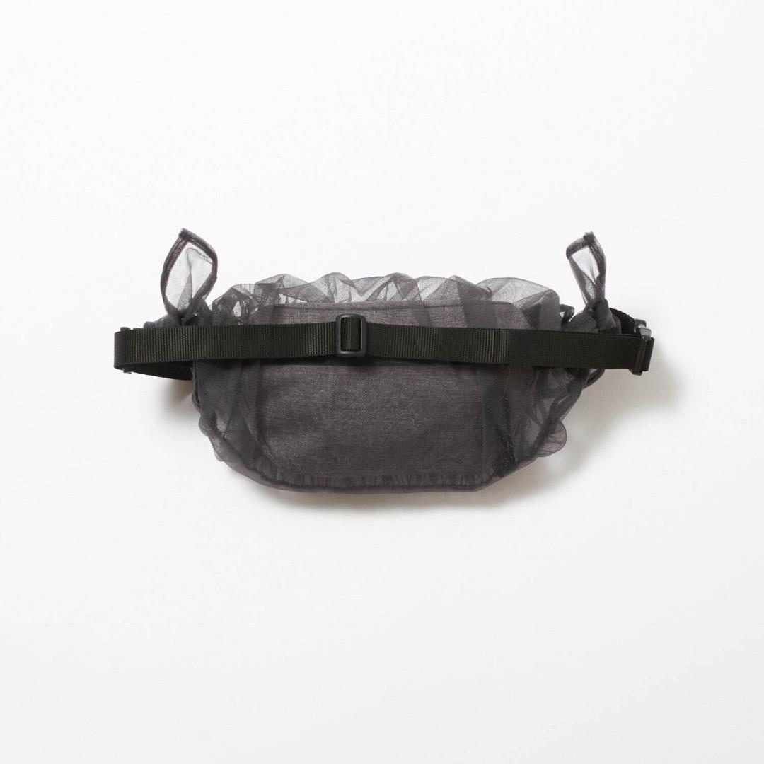 Chika Kisada EASTPAK SPRINGERチュールボディーバッグ