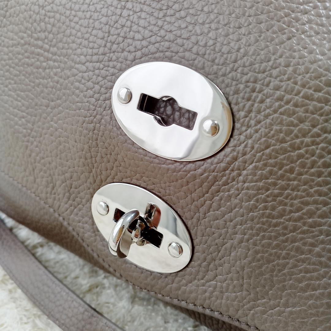 ポスティーナ レザーバッグ ZANELLATO