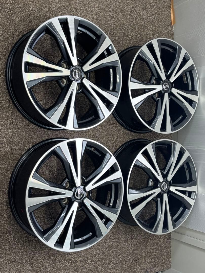 ニッサンT32エクストレイル純正18×7J +45 PCD114.3 4本セット