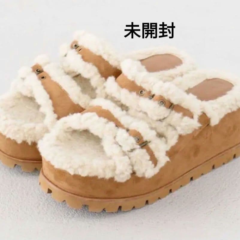 新品未開封　ダーリッチ　フェイクムートンベルトスリッポン　M　スリッポン