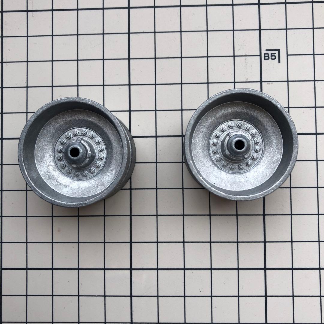 ヘンロン1/16レオパルド2A6 メタルキャタピラ、駆動輪、誘導輪 新品未使用