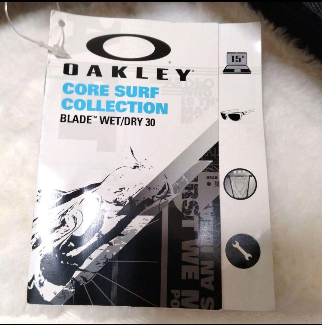未使用 OAKLEY ノートPCリュックarchive 廃盤 マルチポケット