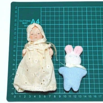 ビンテージ ピンク ラタンバシネット ビスクドール ウィッカー ミニョネット