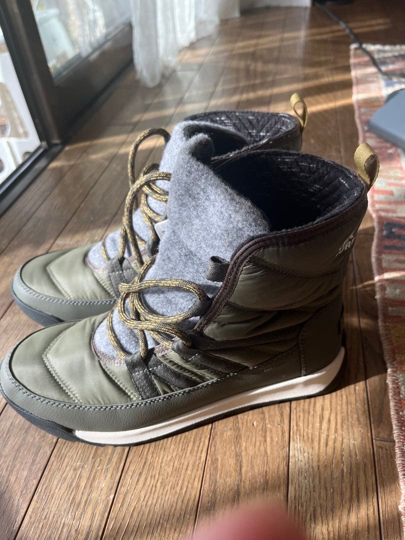 激安！ソレルスノーブーツ25.5センチUK6.5