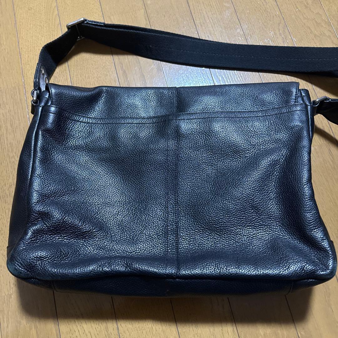 【美品】COACH コーチ レザー メッセンジャーバッグ F70423 黒 A4