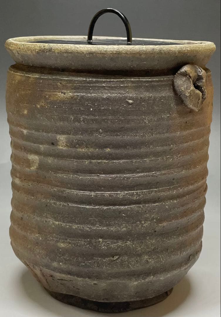 古備前　桂又三郎織　輪耳種壺水指　江戸末期　Y441