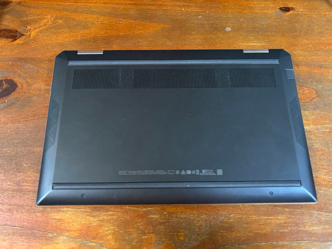 HP Spectre x360 13.3インチ core i7 メモリ32gb