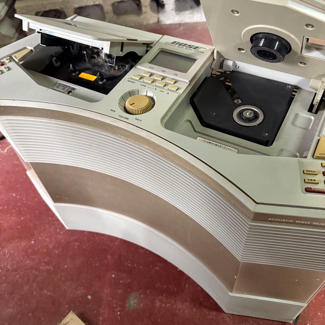 【中古・動作確認済み】BOSE カセット/CD/ラジオ一体型オーディオAW-1D