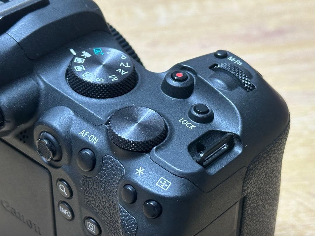 Canon EOS R6 ミラーレスカメラ