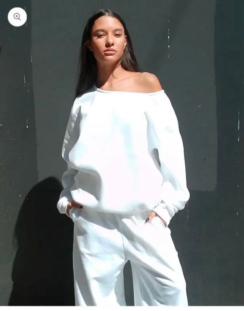 【美品】dichhenderson offshoulder sweat