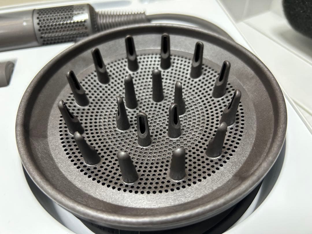 ダイソン dyson HD01 ヘアドライヤー 未使用