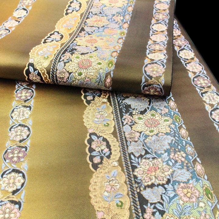 エレガントなフォーマルに…　ご結婚式・入学園式・パーティーにも　美品の袋帯です