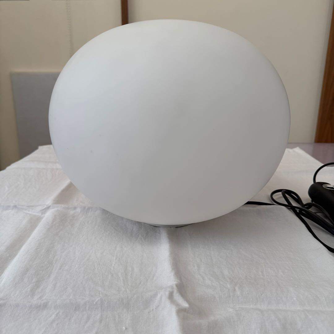 FLOS グローボール　ジャスパーモリソン