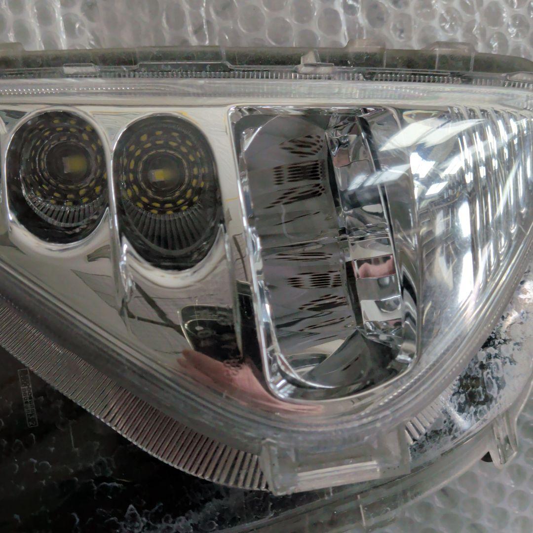 50プリウスフォグランプ 左右セット