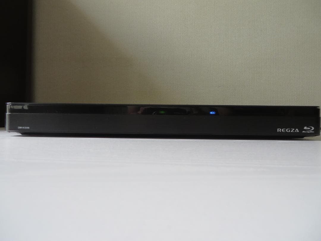 東芝ブルーレイレコーダー DBR-W2008　２番組　２TB　２０１８年製