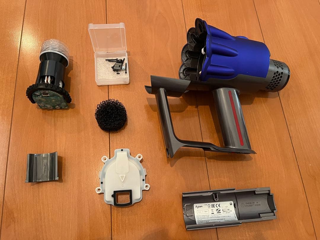 ダイソン　V12 SV20 detect slim 分解整備・殺菌洗浄済み