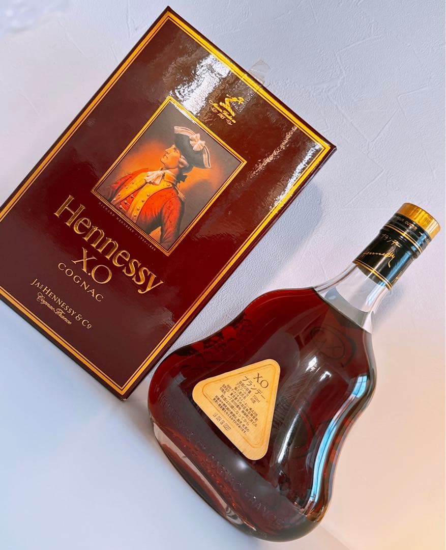 Hennessy XO COGNAC ヘネシー 金キャップ 700ml 箱付き
