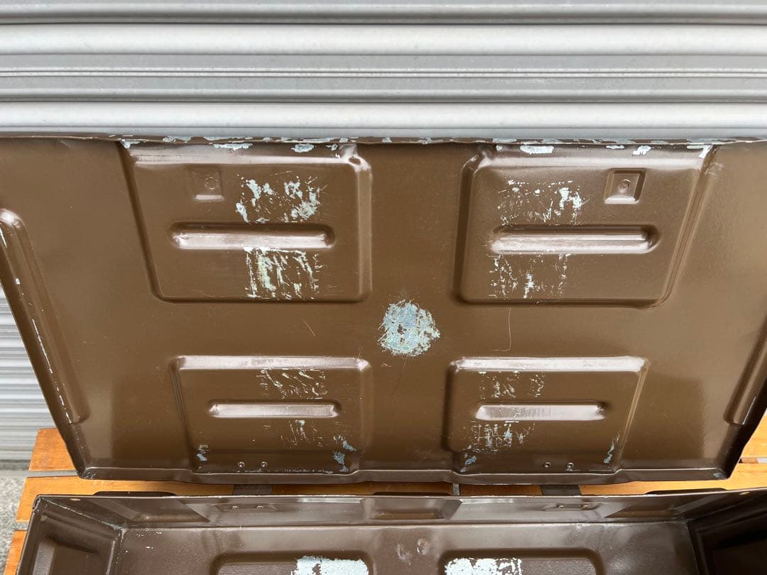 弾薬箱　81ｍｍ追撃砲用　ミリタリーボックス　金属製　アンモボックス　収納ケース