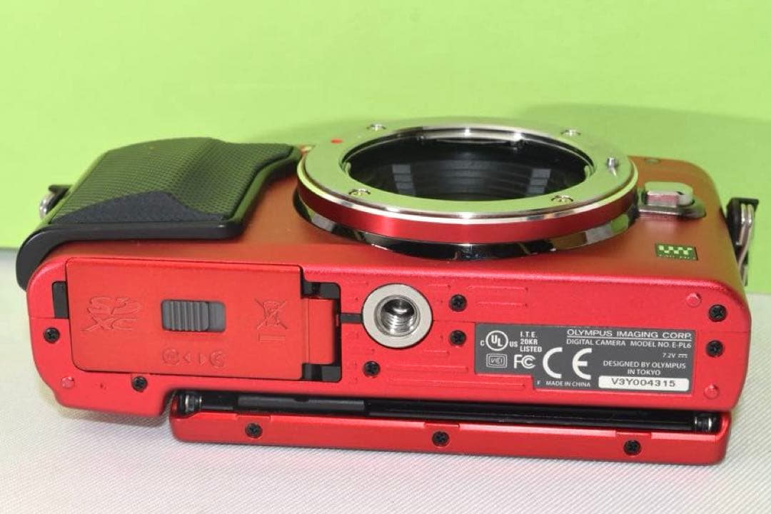 OLYMPUS E-PL6 ☆送料無料☆