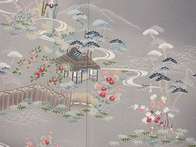 訪問着：美品：菖蒲と花と民家と舟と庭園：淡いグレー着物：袷正絹：P29
