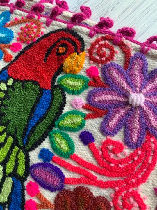 アヤクーチョ刺繍タペストリー　ペルー　チチカカ