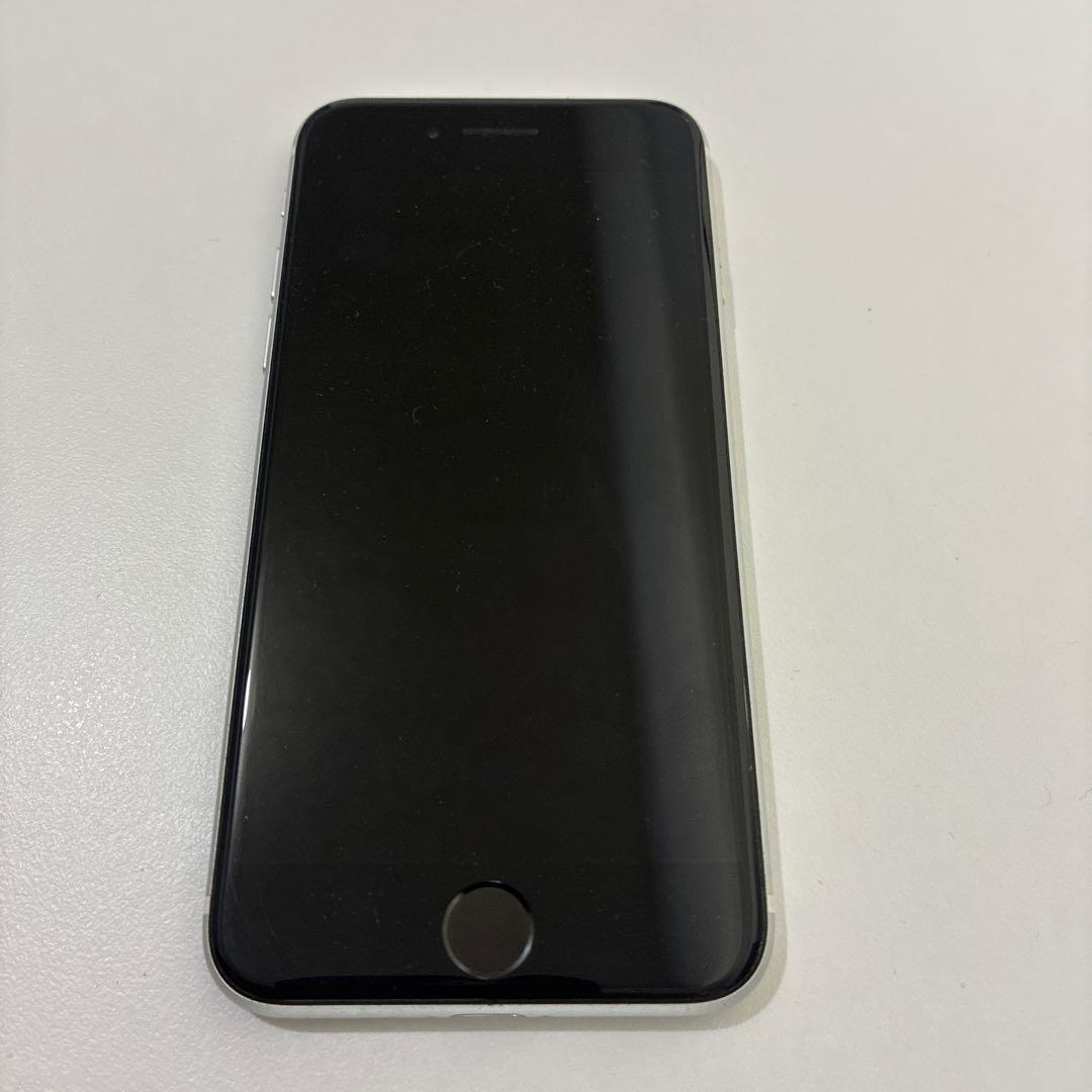 iPhoneSE2 第2世代 64GB ホワイト ガラスフィルムつき