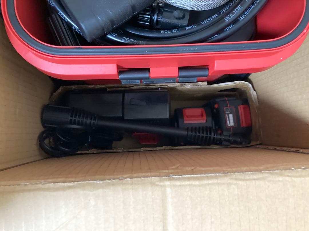 UBERMANN 36V充電式高圧洗浄機