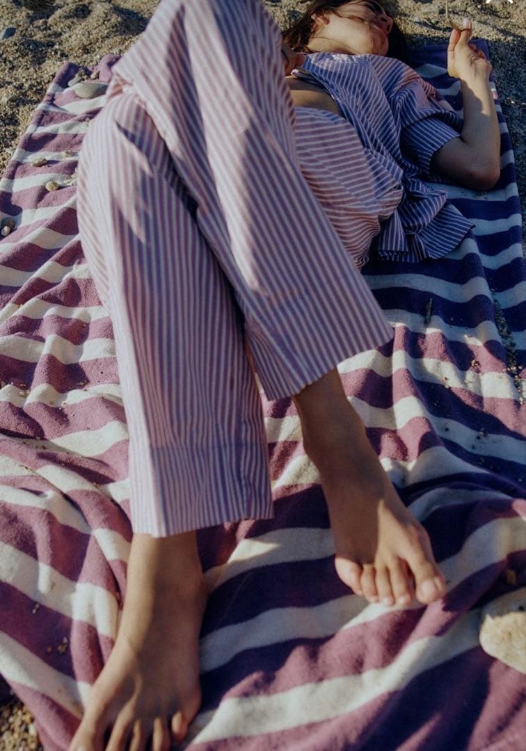 水着・ラッシュガード tekla beach towel