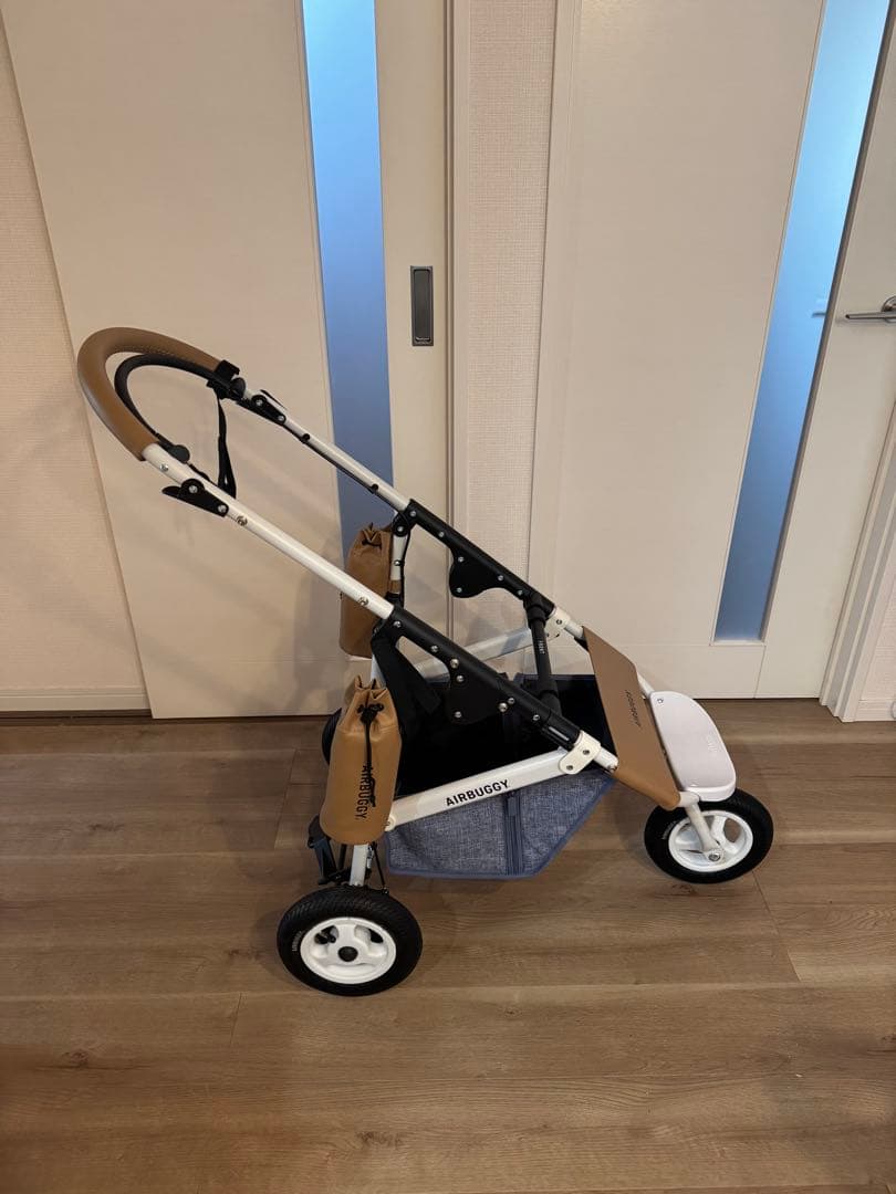 AIRBUGGY エアバギー DOME3 ラージサイズ　車載用ベルト付き