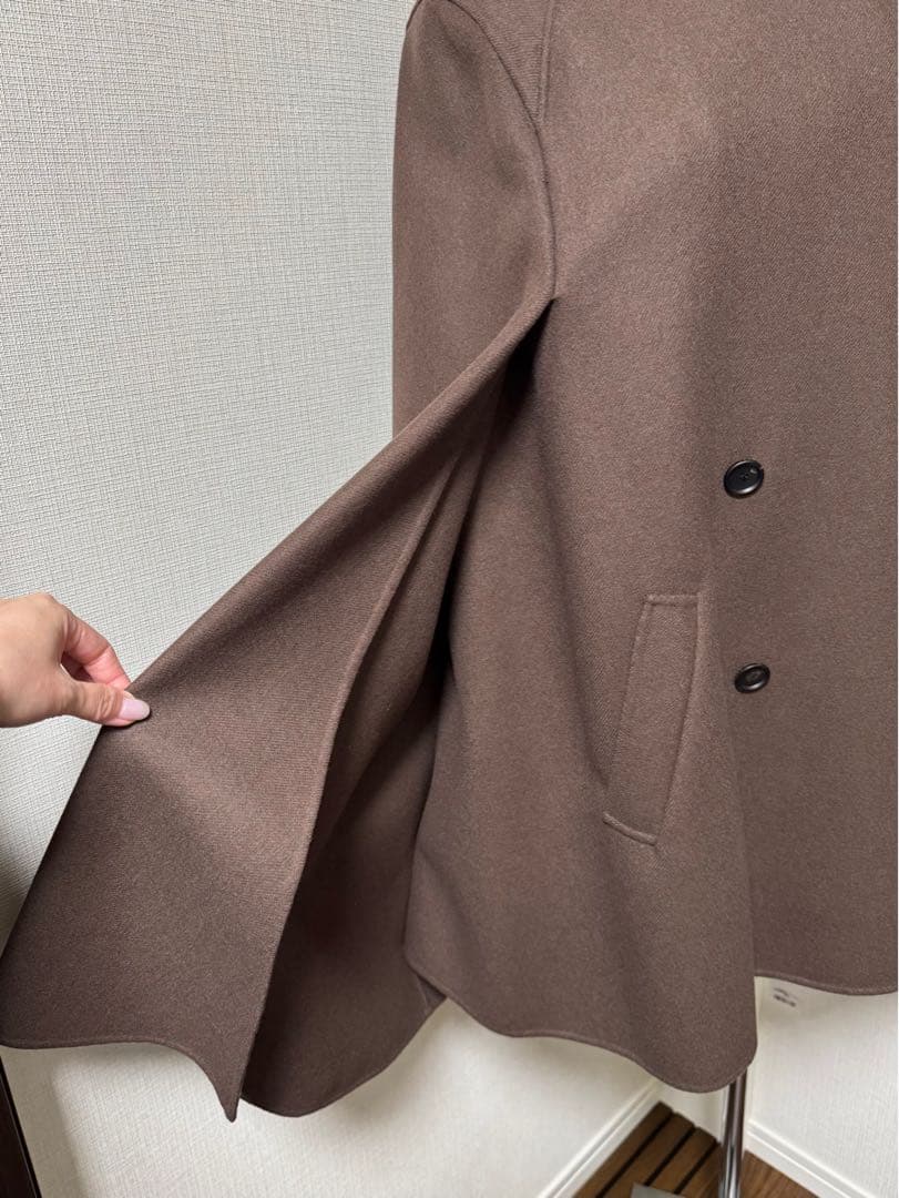 【タグ付未使用】アドーア⭐️定価99000円 ADORE トレンチケープ 雑誌掲載