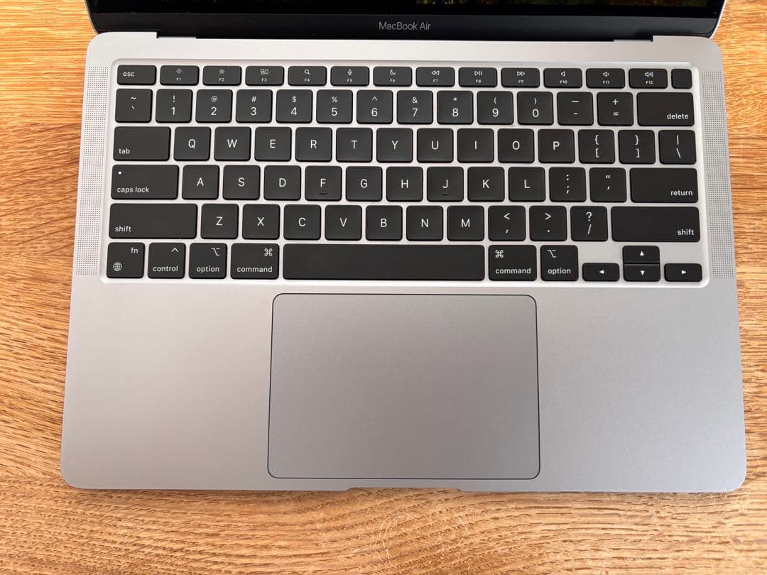 MacBook本体 Apple MacBookAir M1 2020 8GB 256GB