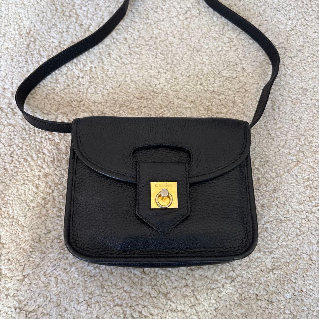 CELINE　リングガンチーニ　レザーショルダーバッグ