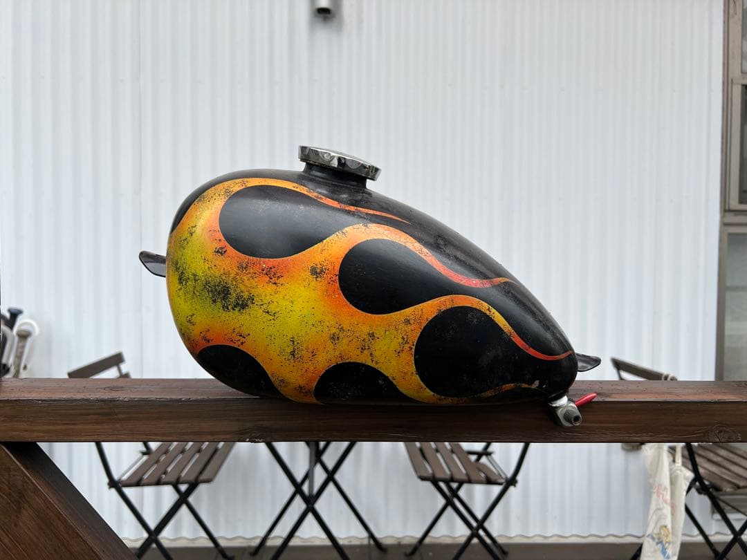 ピーナッツタンク(値下げ不可です)