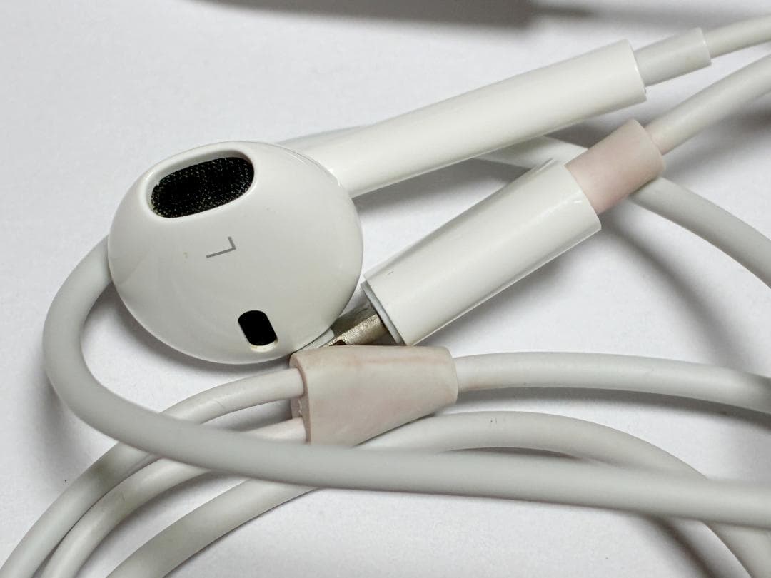 Apple iPhone XR 64GB ホワイト バッテリー89% 箱付属品付