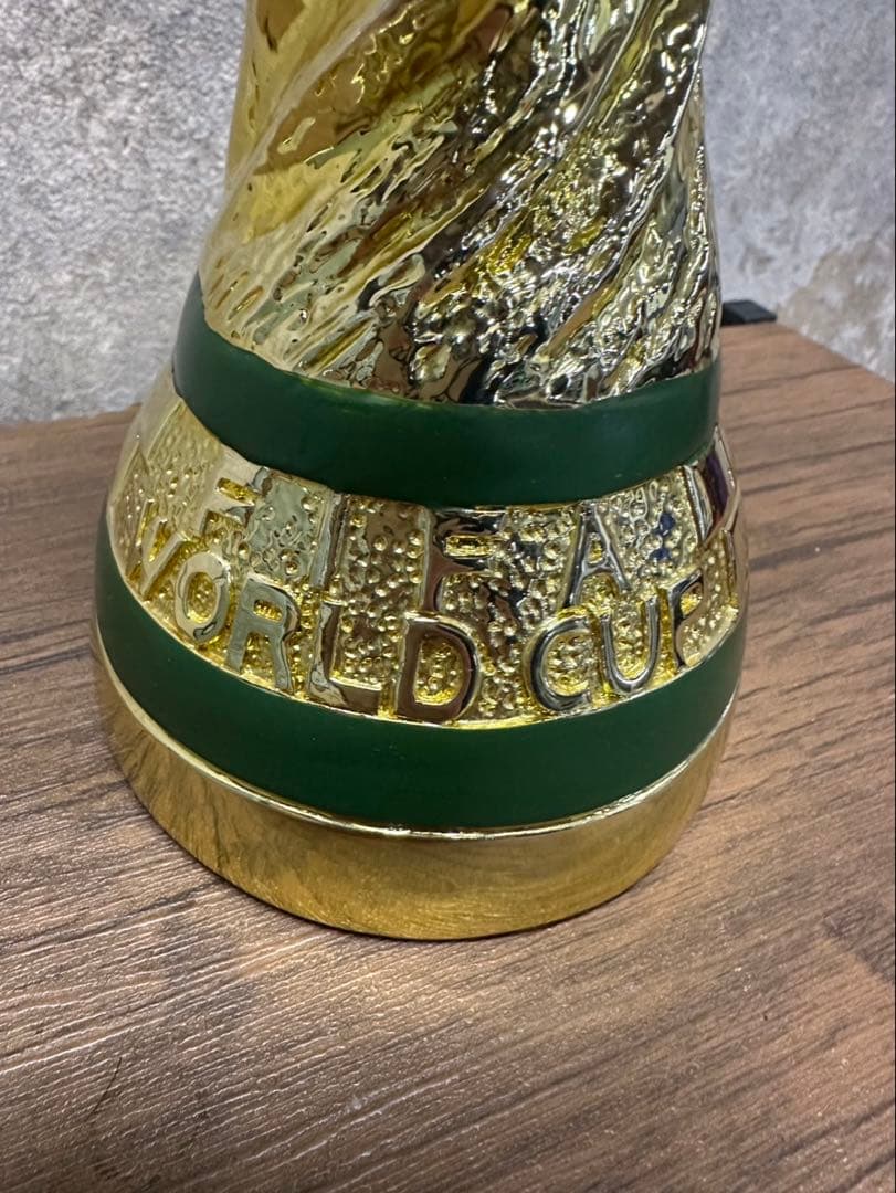 FIFA ワールドカップ トロフィー レプリカ 置物 オブジェ ゴールド