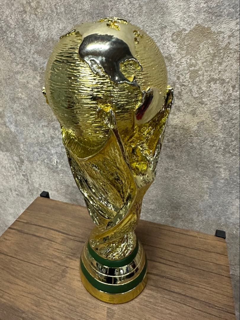 FIFA ワールドカップ トロフィー レプリカ 置物 オブジェ ゴールド