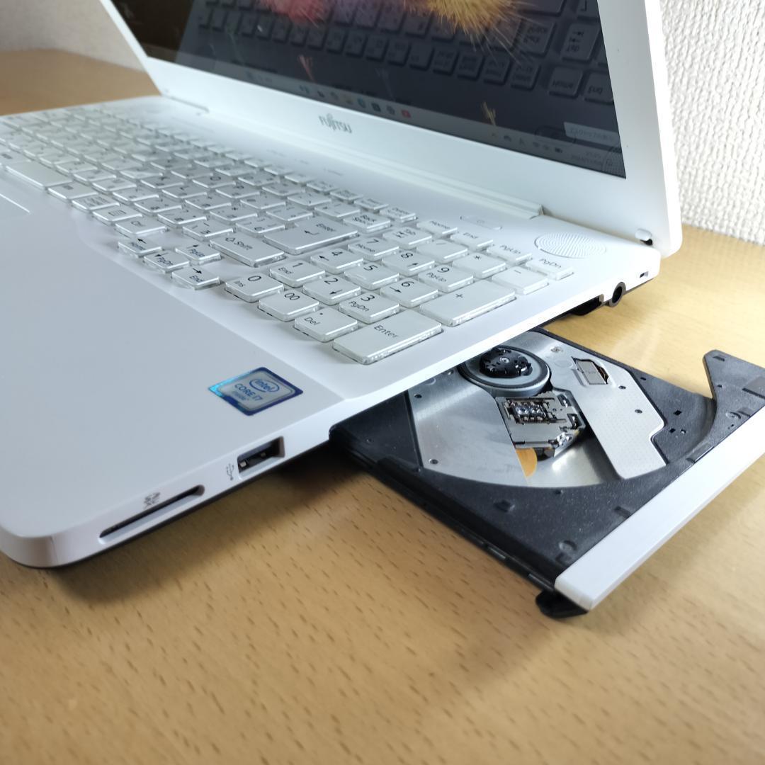 ノートPC i7 メモリ16GB Windows11 新品 SSD 富士通 美品