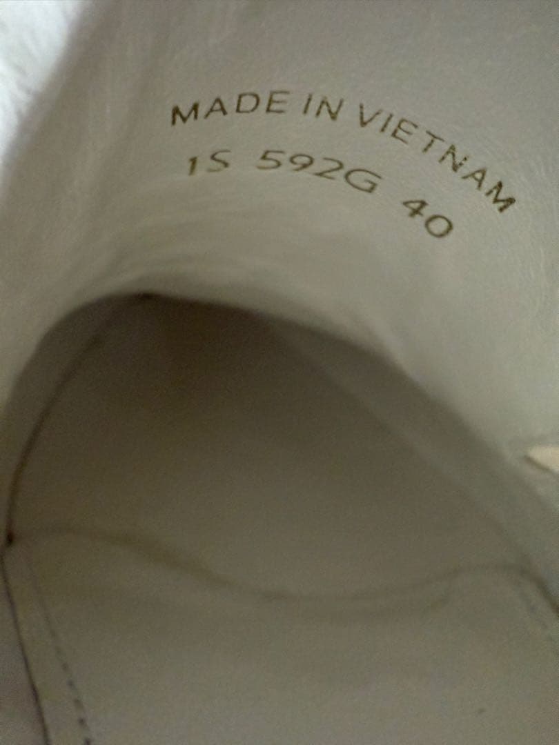 PRADA ホワイト スリッポン　レザー　40 Nappa