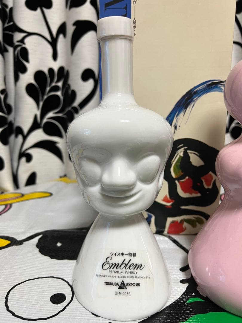 つくばEXPO85年エンブレム＆シャトレイン ウイスキーセット