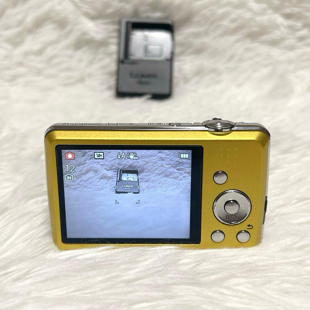 【新品級】 Panasonic LUMIX DMC-FH6 希少カラーデジカメ