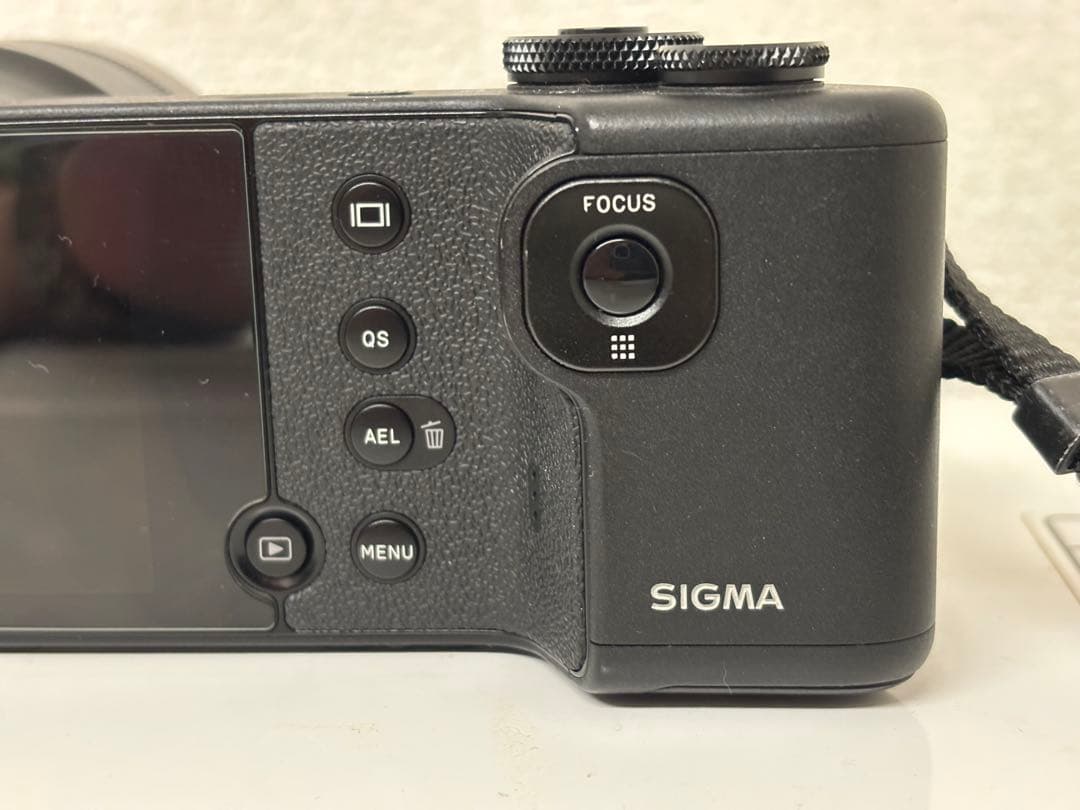 デジタルカメラ SIGMA dp1 Quattro