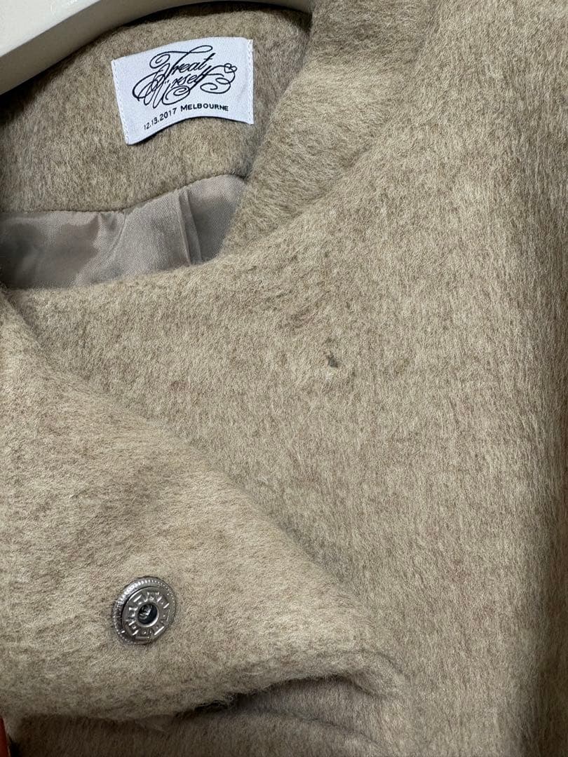 Treat Ürself アウター Muse fur flare coat