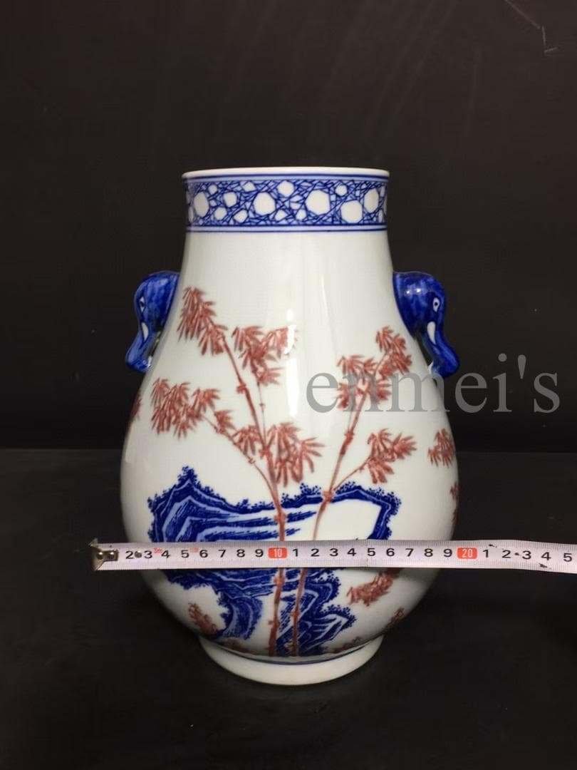中国古陶磁、青花釉裏紅花瓶、赤葉模様、装飾壺、青白い釉薬の花瓶、純手作り、文房具