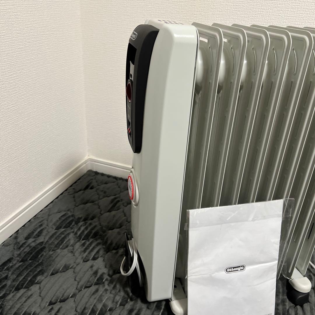 【極美品｜ほぼ未使用】デロンギ オイルヒーター H771015EFSN BK