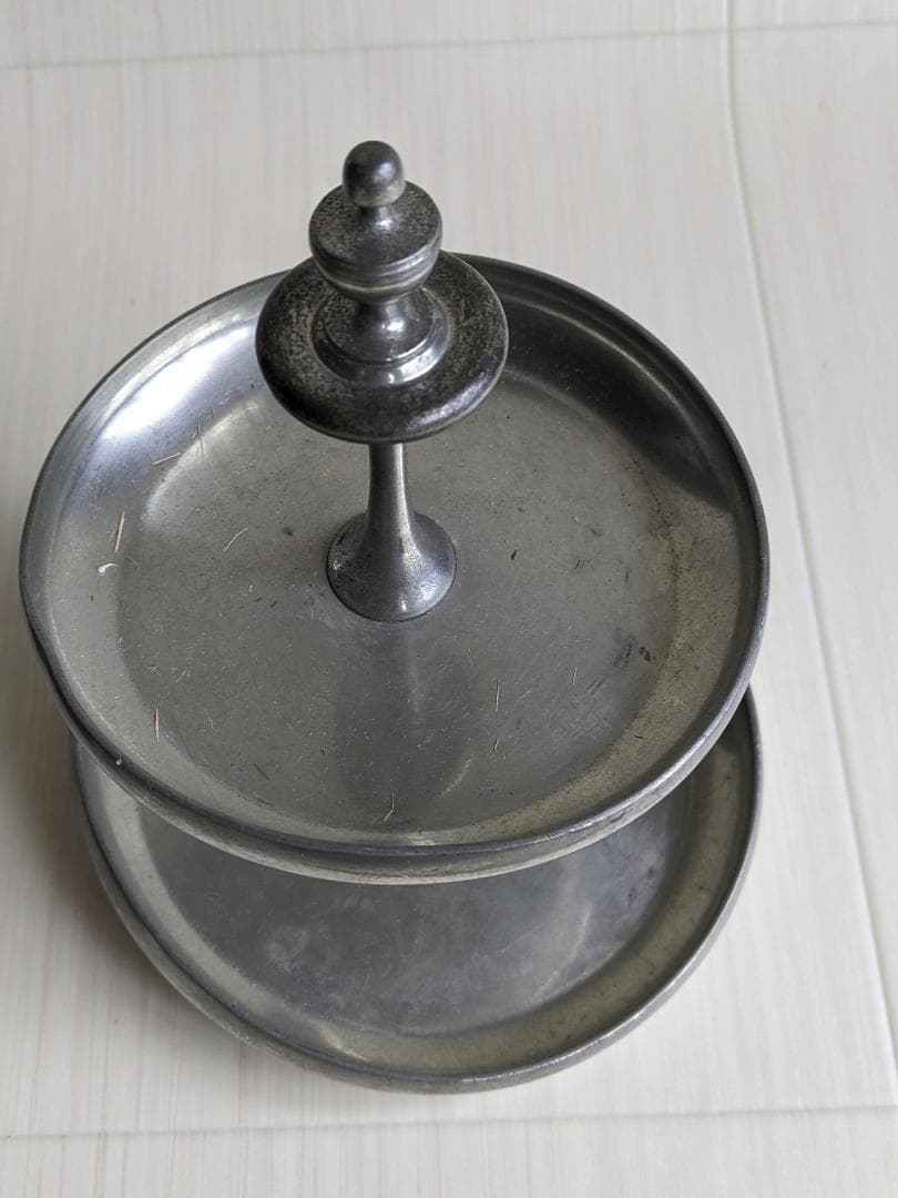 フランス　アンティークケーキスタンド　歪みあり ピューター　FRANCE