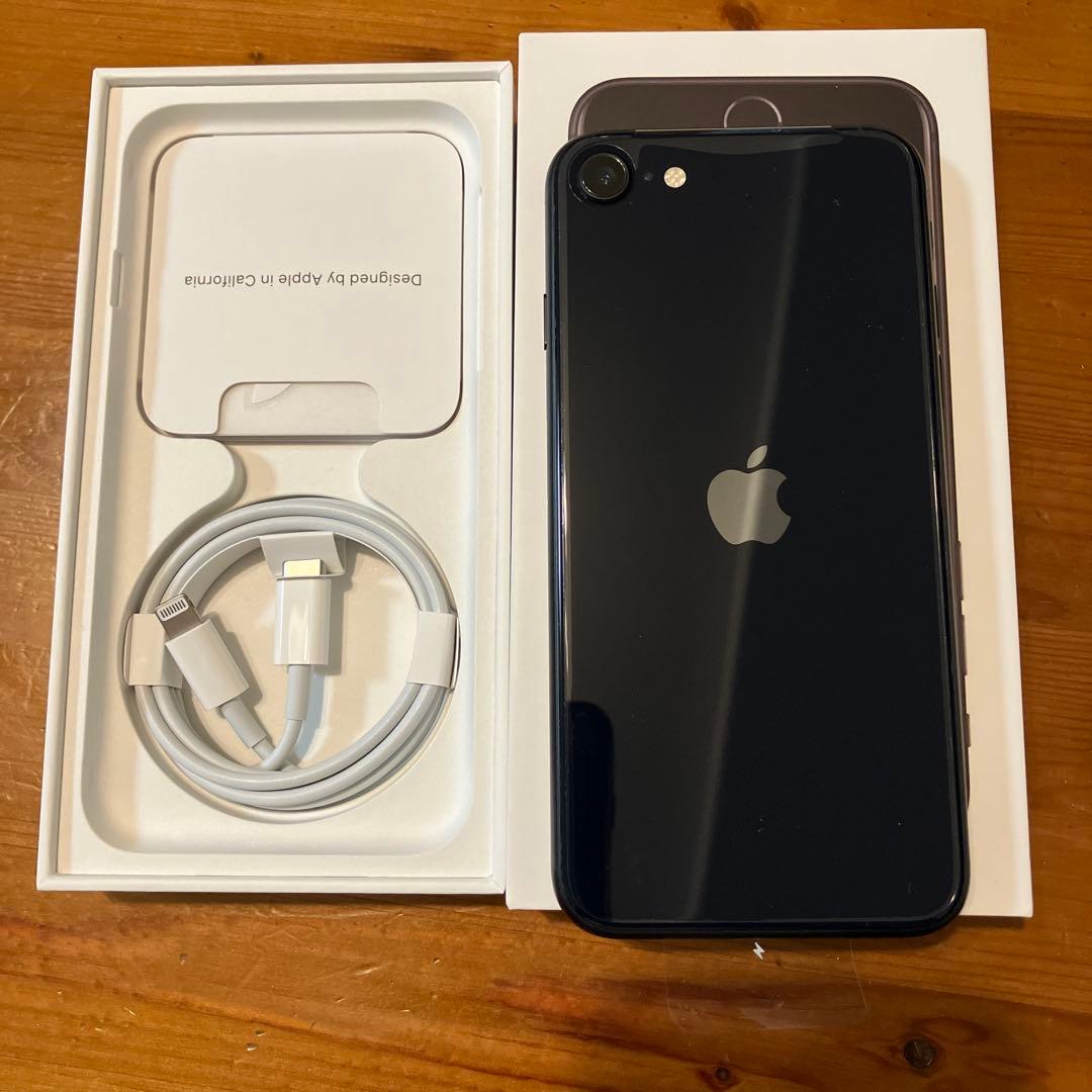 スマートフォン本体 Apple iPhone SE Midnight 64GB